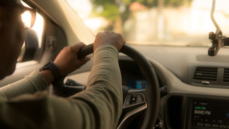 jak zostać kierowcą Ubera?